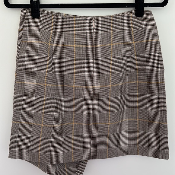 Babaton Aritizia Plaid Wrap Skirt - Black/Brown/Yellow - Size 8 - Picture 4 of 6